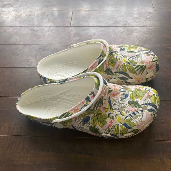 Vera Bradley Clogs - Picture 14 of 14